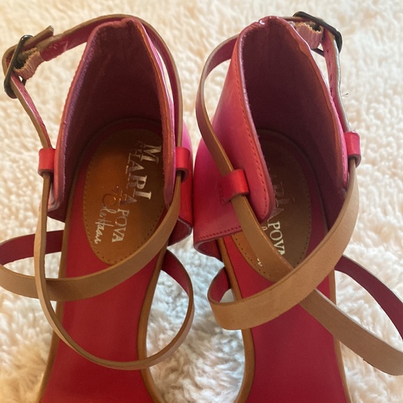 Cole Haan Pink & Tan Sandals 👡 💕 - Picture 4 of 8